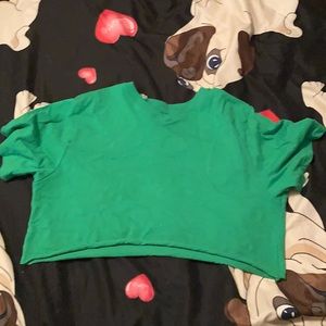 Green short crop top shirt